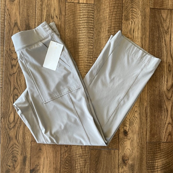 Athleta Chelsea Cargo Wide Leg Pant gray. Size 2. NWT - Picture 8 of 8